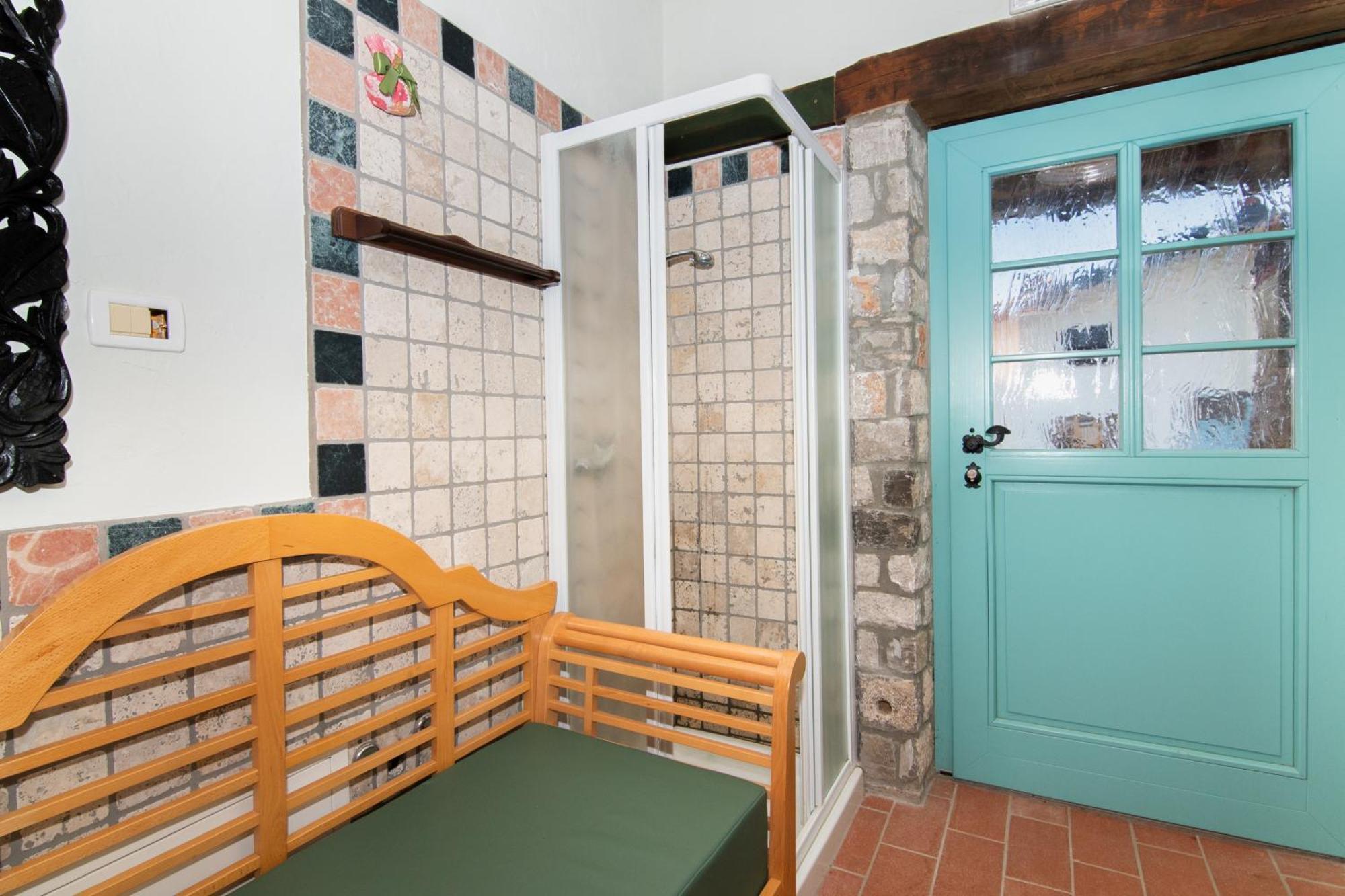 Apartments Valentinus 1800 Сежана Екстериор снимка