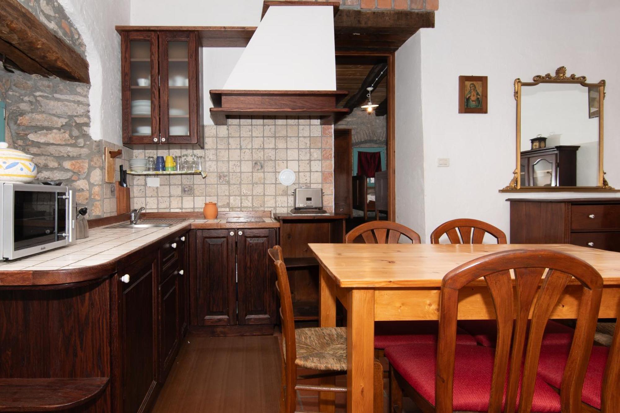 Apartments Valentinus 1800 Сежана Екстериор снимка