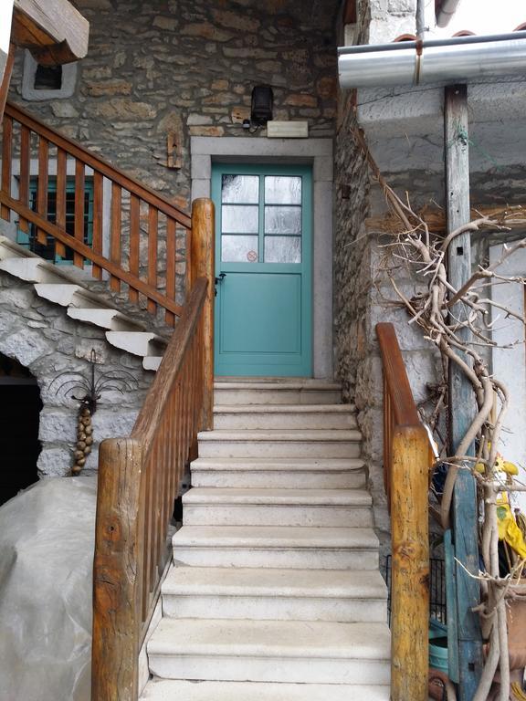 Apartments Valentinus 1800 Сежана Екстериор снимка